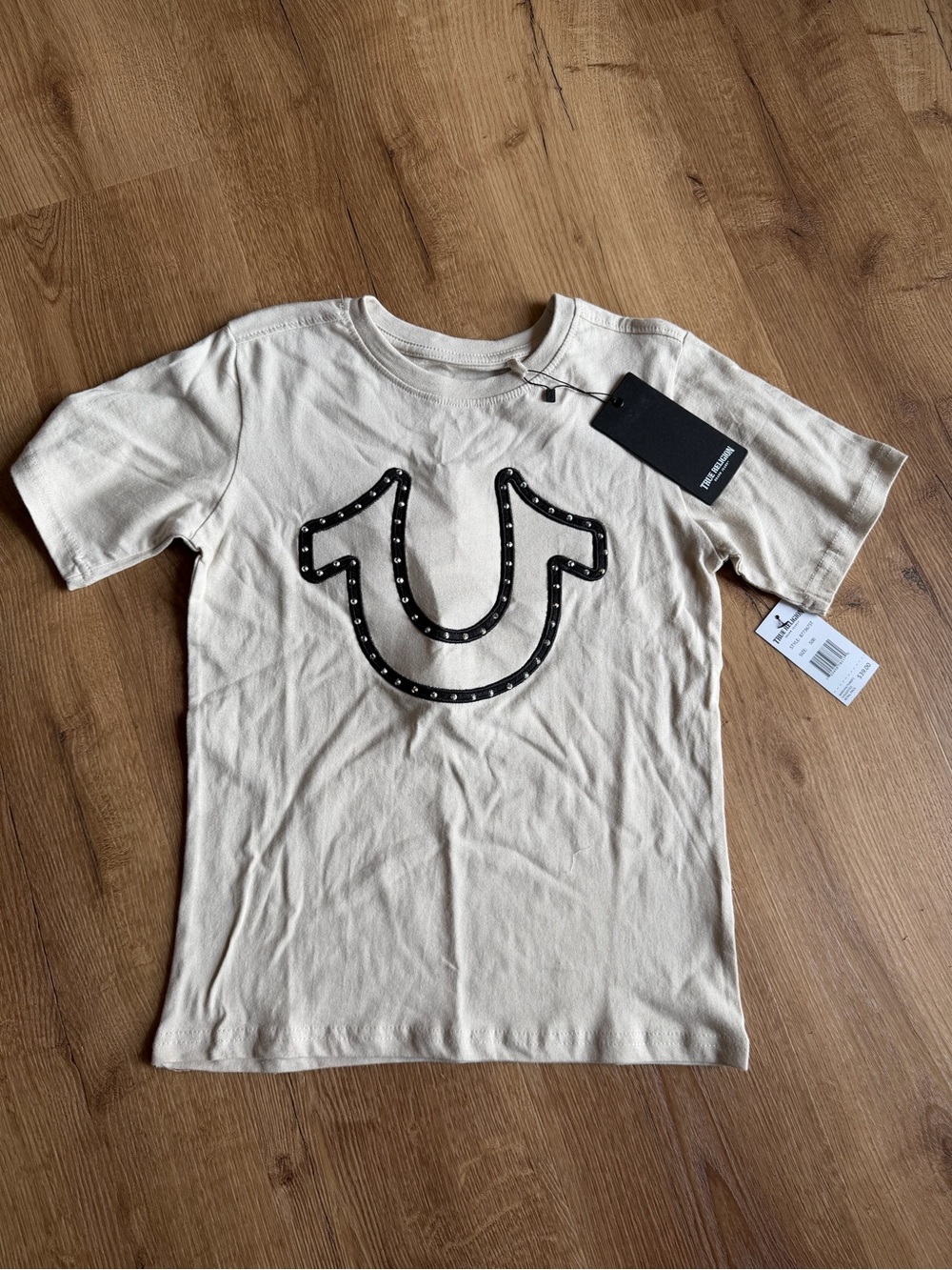 NWT True Religion Kids Beige Tee with Black Studded Horseshoe